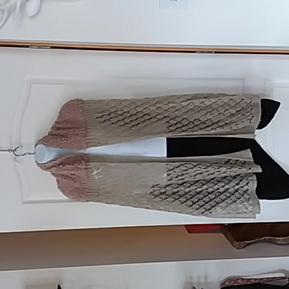 Recycled handmade reversible vest - Picture 1 of 5